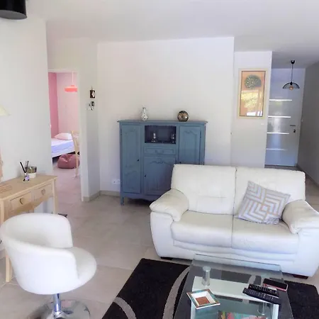 - Maison Recente Avec Piscine Privative Dans Un Quartier Tres Calme Meschers-sur-Gironde