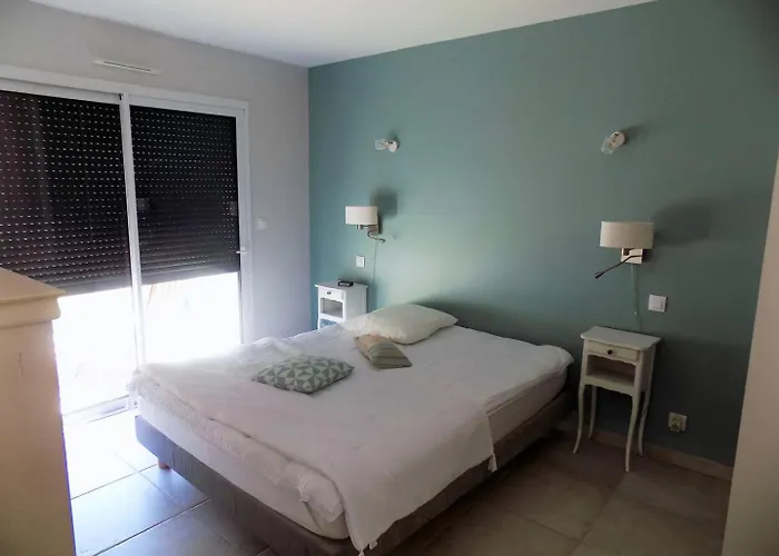 - Maison Recente Avec Piscine Privative Dans Un Quartier Tres Calme Villa