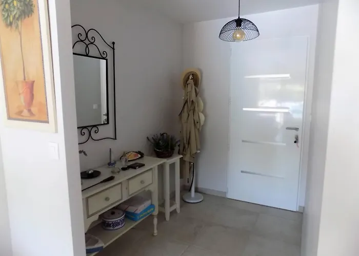 Villa - Maison Recente Avec Piscine Privative Dans Un Quartier Tres Calme Meschers-sur-Gironde