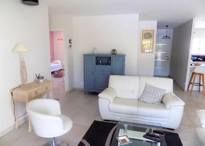 - Maison Recente Avec Piscine Privative Dans Un Quartier Tres Calme Meschers-sur-Gironde