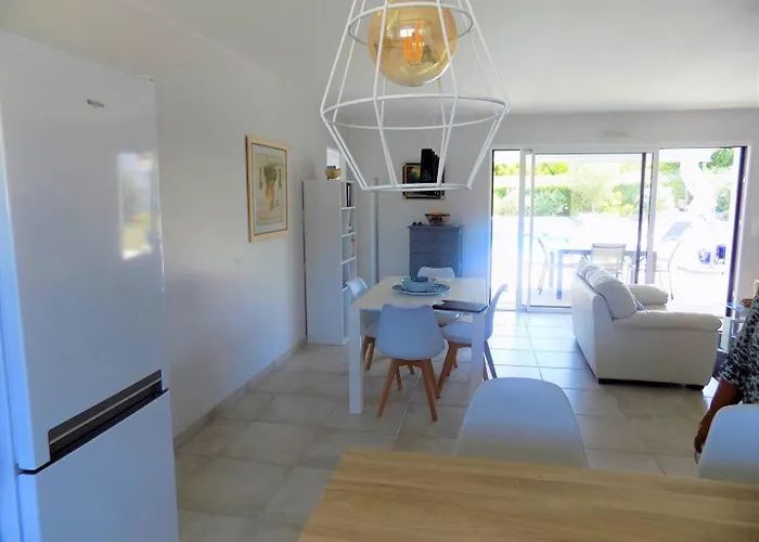 - Maison Recente Avec Piscine Privative Dans Un Quartier Tres Calme * Meschers-sur-Gironde